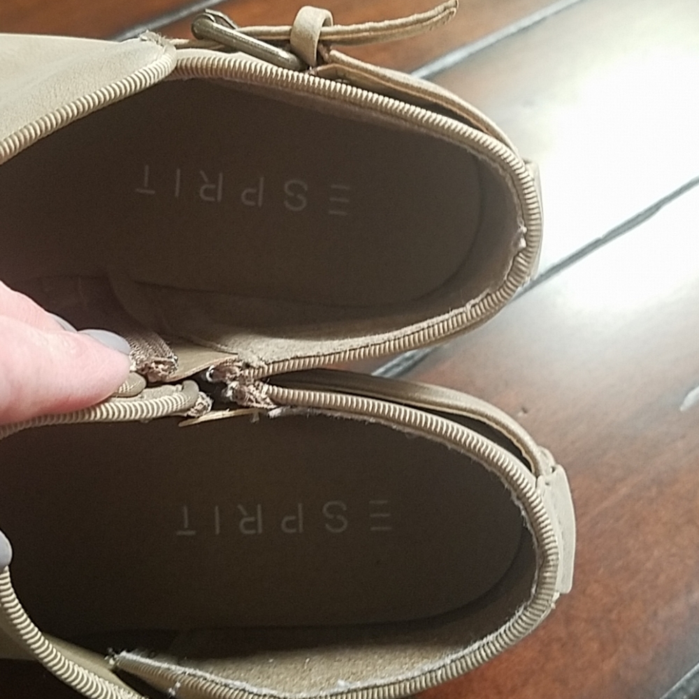 Booties - Picture 6 of 7